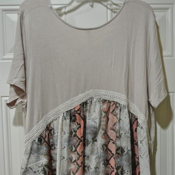 womens xl pink snake print shirt - Picture 4 of 5